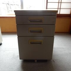 デスク　袖棚