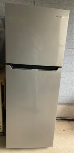 Hisense 冷蔵庫 2018年製 2ドア 227L  中古品　受け渡し決まりました