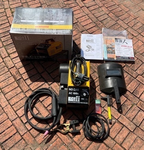 溶接機　100Vノンガス半自動溶接機　SUZUKID オートマ