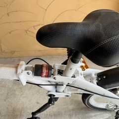 自転車 折りたたみ自転車の画像