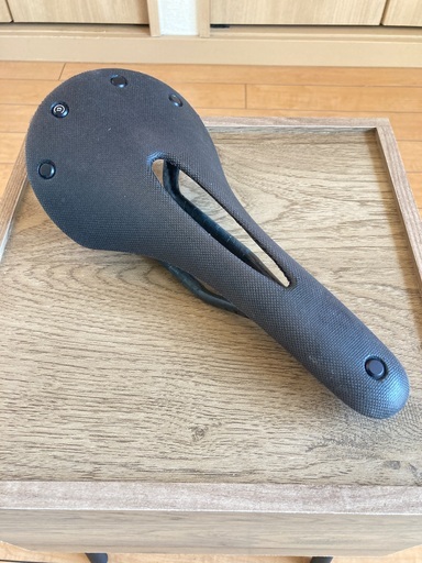 Brooks C13 カーボンレール穴空きsaddle black新品同等品(国内購入)