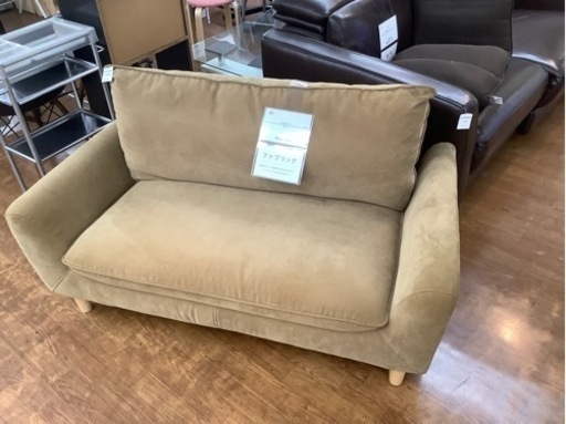 2人掛けソファ入荷いたしました‼︎