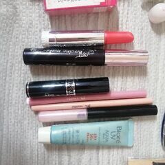 化粧品などまとめてお譲りします　★取引中の画像