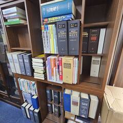 【美品】マンガ棚 / 書棚 / スライド棚 / 横幅約120㎝ × 高さ約180㎝ × 奥行き約45cmの画像