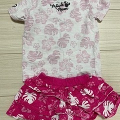 美品✨BABYDOLL女の子服の画像