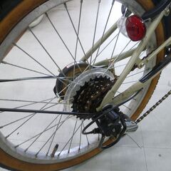 ※変速不調 現状品 折りたたみ自転車 20インチ 6段変速 Natural Season ベージュ系 カギ付き 苫小牧西店の画像