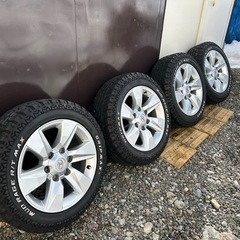 お話し中！！ハイエース200系プラド150系後期純正アルミホイル、グリップMAXタイヤセット