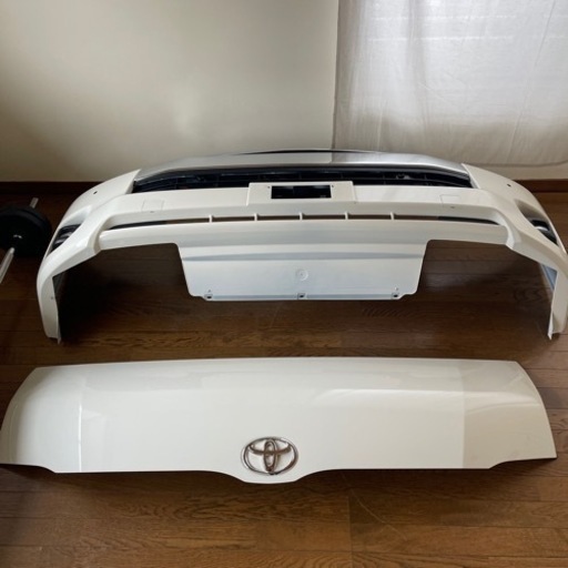 決まりました✨ハイエース　ワイドGL 部品　新車取り外し