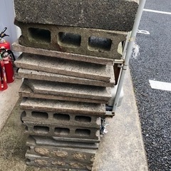 コンクリート　ブロック　レンガ　