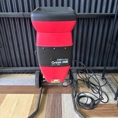 枝　粉砕機　枝を細かく切ってくれる機械/捨てやすくなります