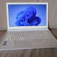 TOSHIBA ノートパソコン 美品　ウインドウズ11