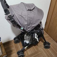 combi ベビーカー