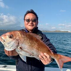 平塚の沖に出れば豊かな漁場、釣りに行こう！