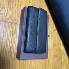 ルイヴィトン　　エピノワール　ポルトフォイユ　サラ　長財布　　