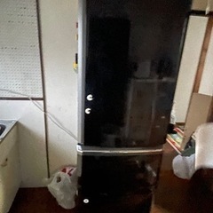 (受け渡し決定)冷蔵庫　ファミリー用　370リットル