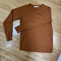arrow セーター