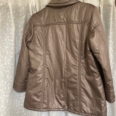 レディースコートの画像