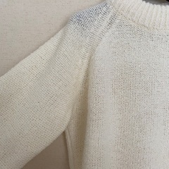 800円　新品！　ユニクロユー　ブークレークルーネックセーターの画像