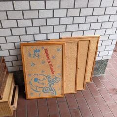 コルクボード　今では天然コルク希少😚😚😚