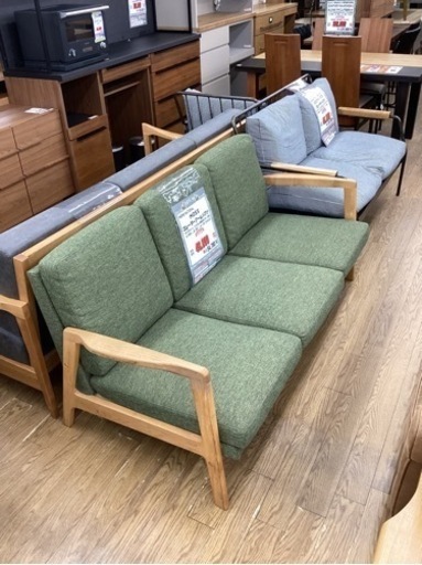 KC-45【新入荷　リサイクル品】モモナチュラル　MOSS 3シーターアームソファ　グリーン