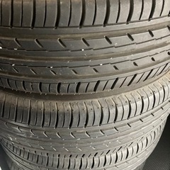 車のパーツ タイヤ、ホイール