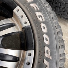 車のパーツ タイヤ、ホイールの画像