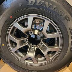 車のパーツ タイヤ、ホイール