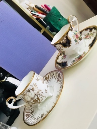 ナルミ　3足　カップ&ソーサー　2客セット