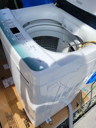 21年製Haier 洗濯機5.5キロ【美品・取説付】