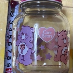 再値下‼️ケアベアセット 未使用ハンドタオルとガラス瓶の画像