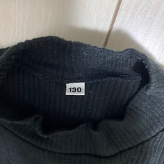 （36）長袖トップス　130cmの画像