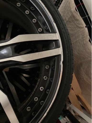 車のパーツ タイヤ、ホイール