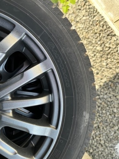 車のパーツ タイヤ、ホイール