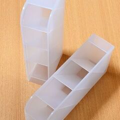 タワーペンスタンド／半透明１個♻️未使用に近い中古品