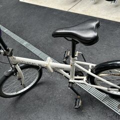 折りたたみ自転車　ホワイトの画像