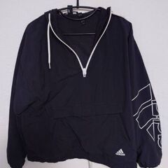 adidas パーカー の画像