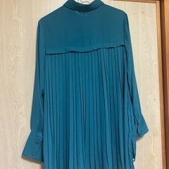 値下げ！レディスブラウスの画像