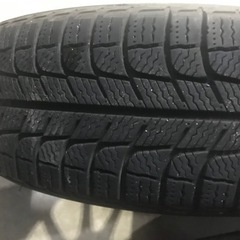 ミシュランスタッドレスタイヤの画像