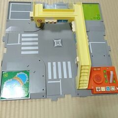 （取引予定者あり）トミカタウン　道路模型の画像