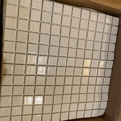 値下げしました！　INAXタイル白ー一箱 未使用