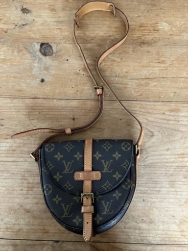 【希少】 Louis VuittonショルダーバッグシャンティGMモノグラム