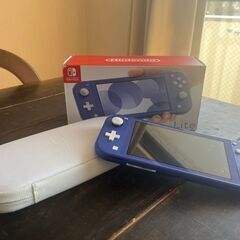 任天堂スイッチライト ブルー  ⭐️ 任天堂ケース向き