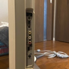 SHARP AQUOS 37インチテレビの画像