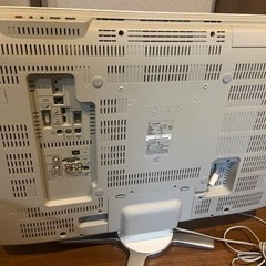 SHARP AQUOS 37インチテレビの画像