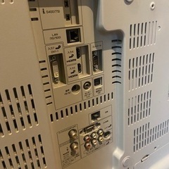 SHARP AQUOS 37インチテレビの画像