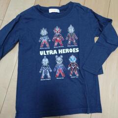 110cm　ウルトラマン　戦隊モノ　長袖Tシャツ　トレーナー 子供服の画像