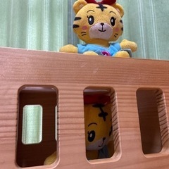 バス🚌のおもちゃ箱（木製）の画像