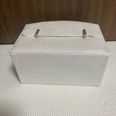 ⚫︎未使用　鍵付　ジュエリーケース　の画像
