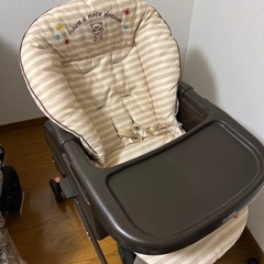 早い者勝ち！中古　ベビーチェア　テーブルの画像