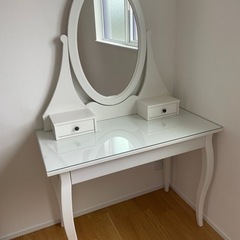 ikea ドレッサー